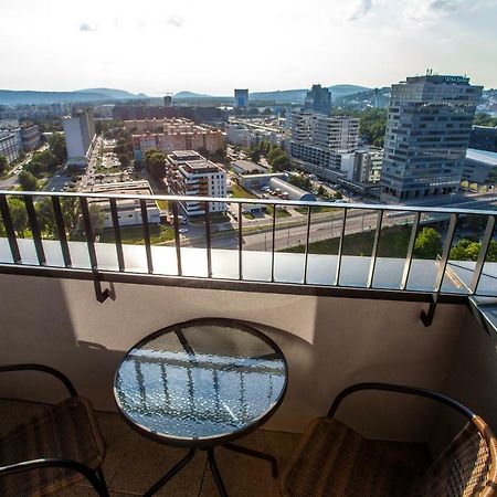 Air-Conditioned City View Apartment 24H Check-In Bratislava Exterior foto