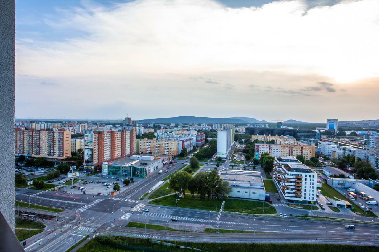 Air-Conditioned City View Apartment 24H Check-In Bratislava Exterior foto