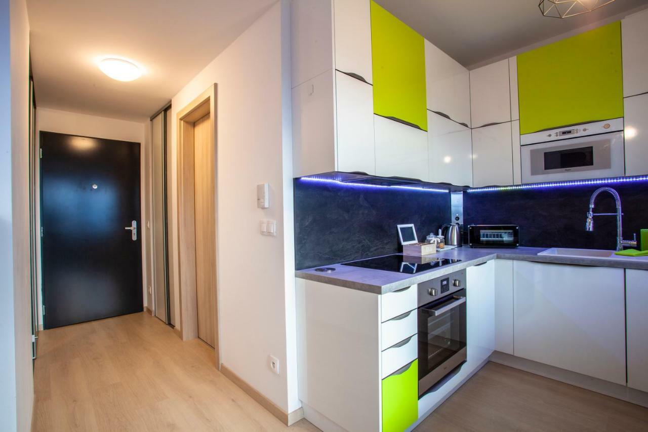 Air-Conditioned City View Apartment 24H Check-In Bratislava Exterior foto